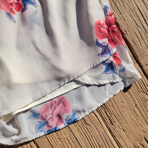 NWOT Peach Love California oFloral Chiffon Shorts - Picture 5 of 11